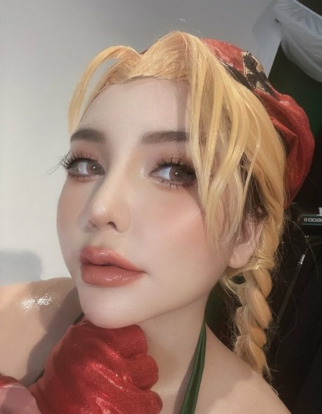 Queenie Chuppy free actress img