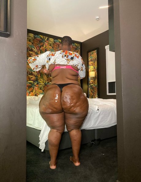 South African Thick sex actress gallery