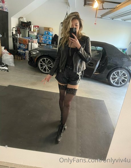 onlyviv4u pornstar sex pictures