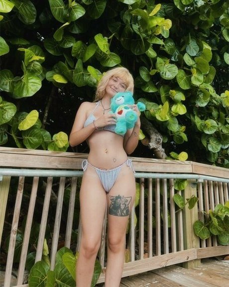 Nekohails star sexy galleries