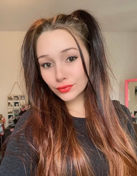 marieexo21 beautiful pornstar photo