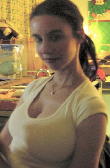 Clare Davey42 pornographic actress picture