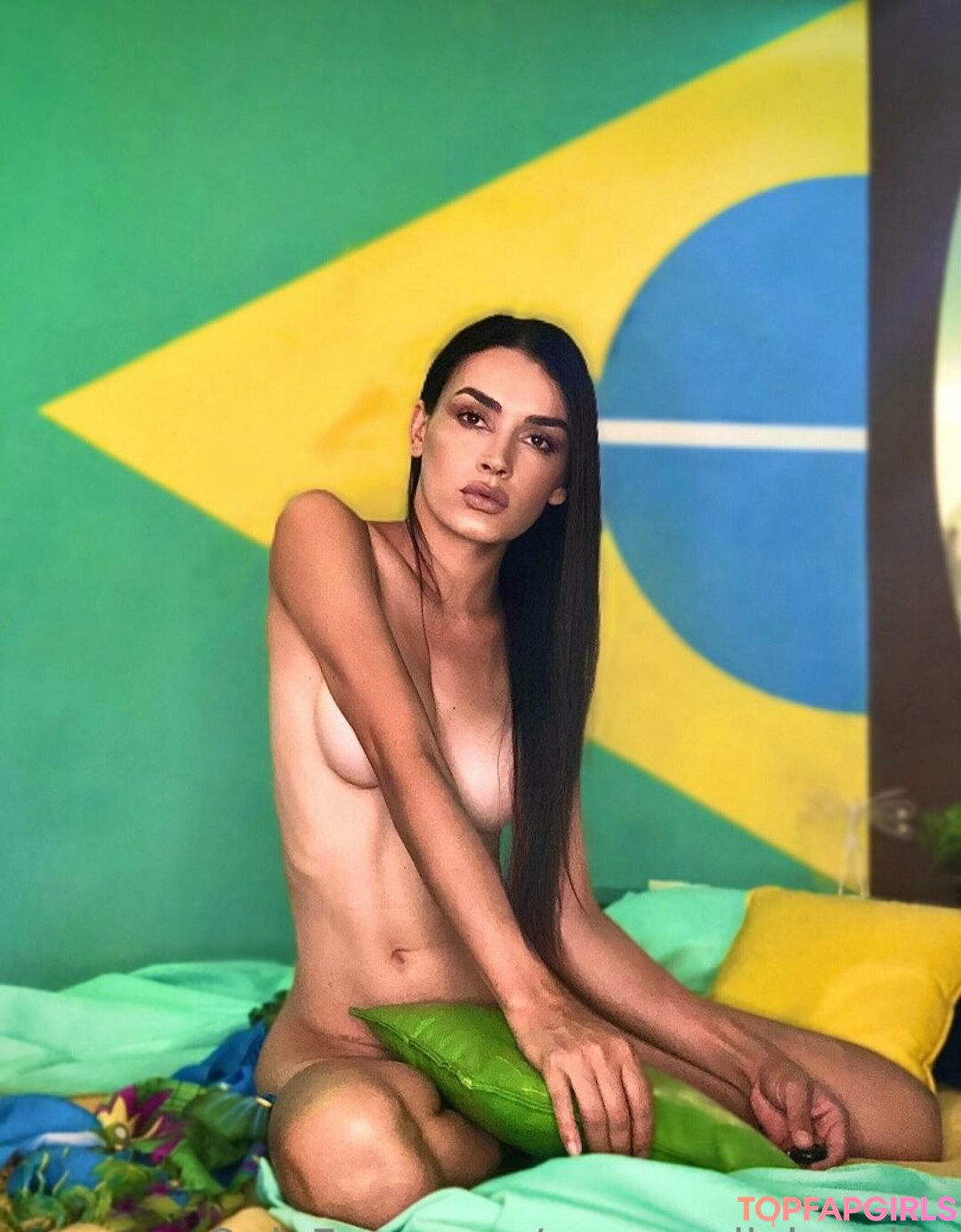 emanuellebrazilts star adult images