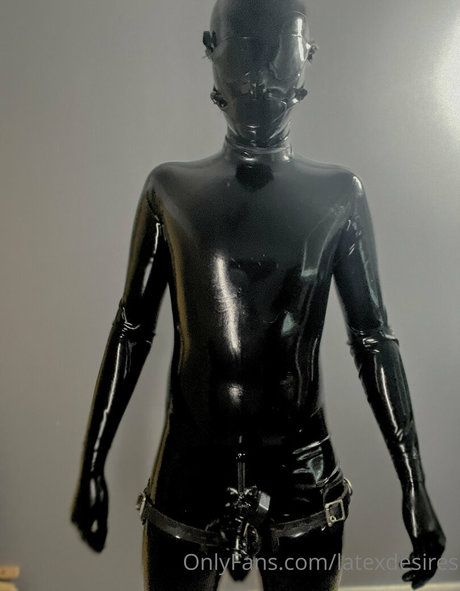 latexdesires naked actress galleries