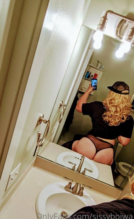 sissyboiwa star top image