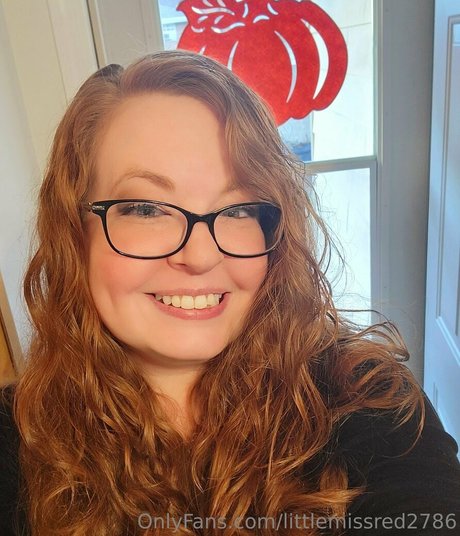 littlemissred2786 nudes pornstar img