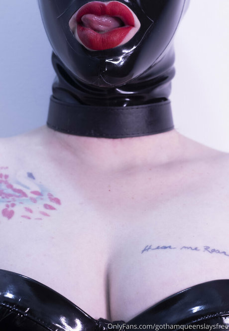 gothamqueenslaysfree model art galleries