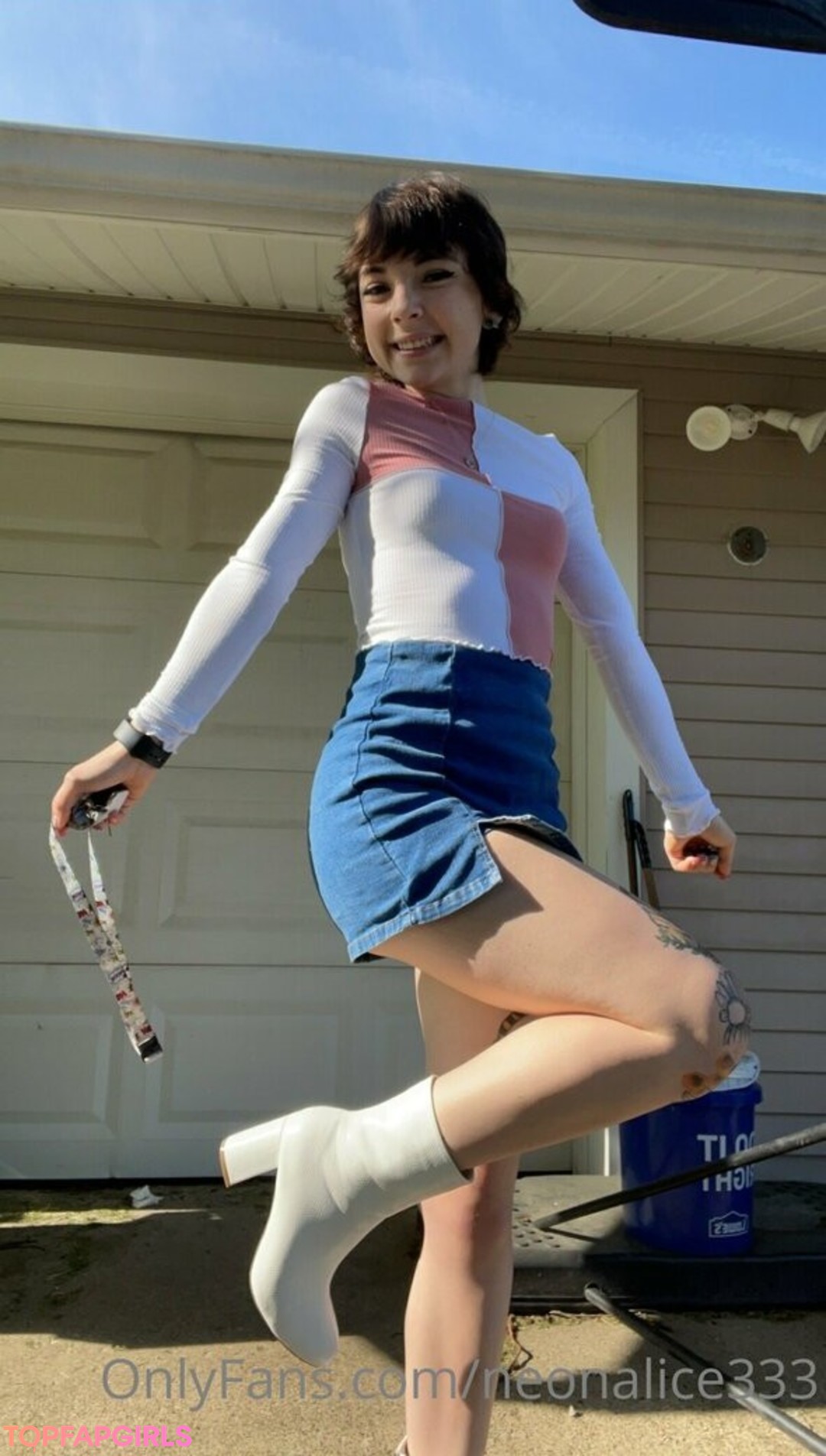 neonalice333 star adult pics