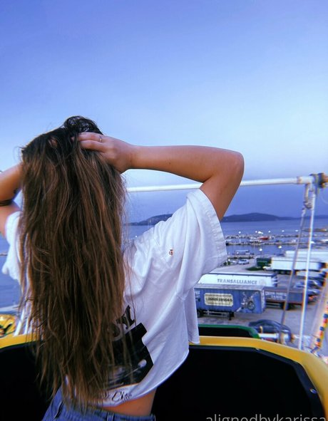 alignedbykarissa model pornographic pics