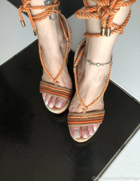 Feet Braga model pretty picture