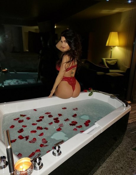 amateur shemale onlyfans sexy pics