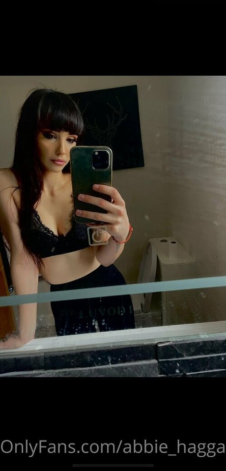 Abbie Haggar porn model galleries