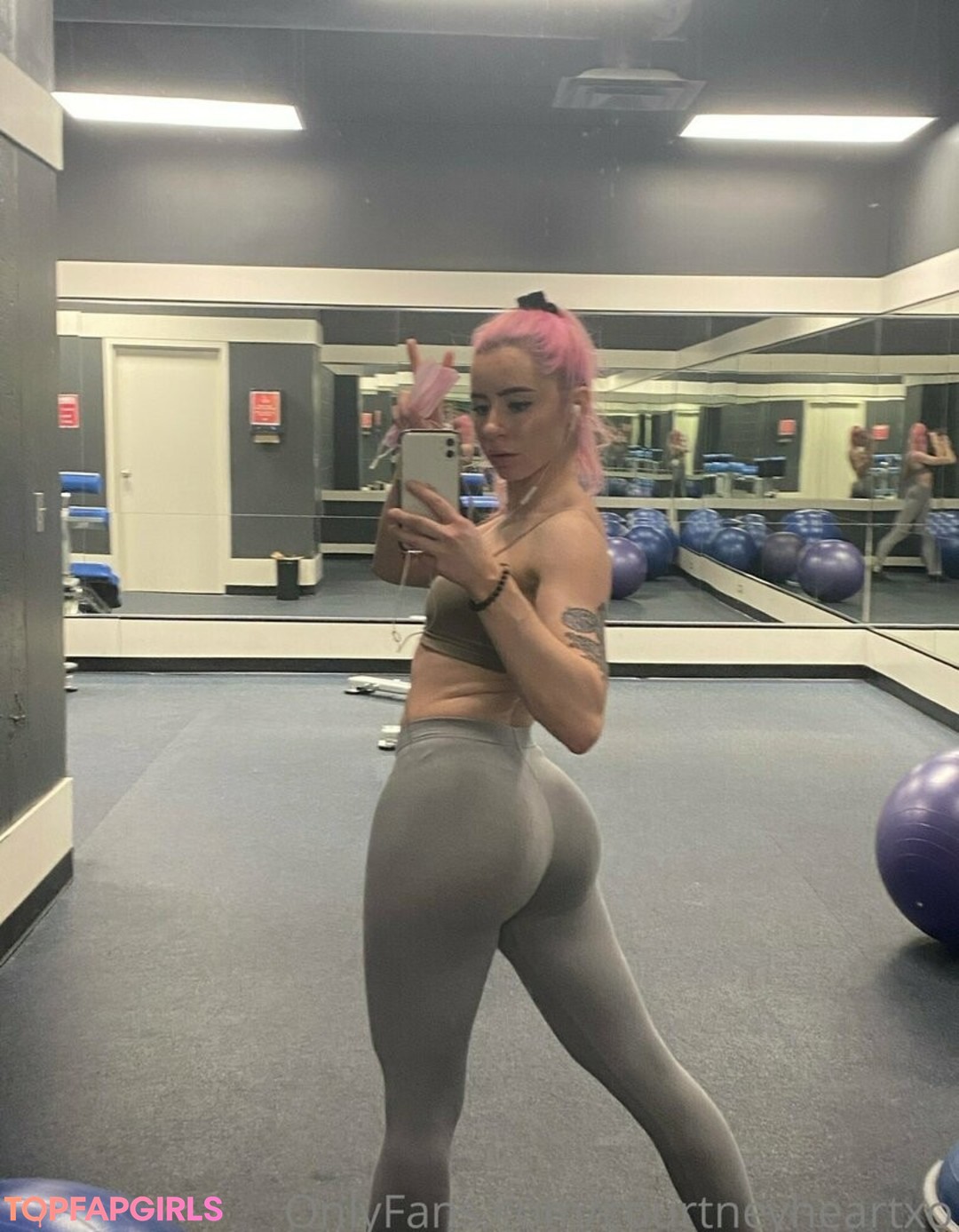 famous nude onlyfans free porn pic