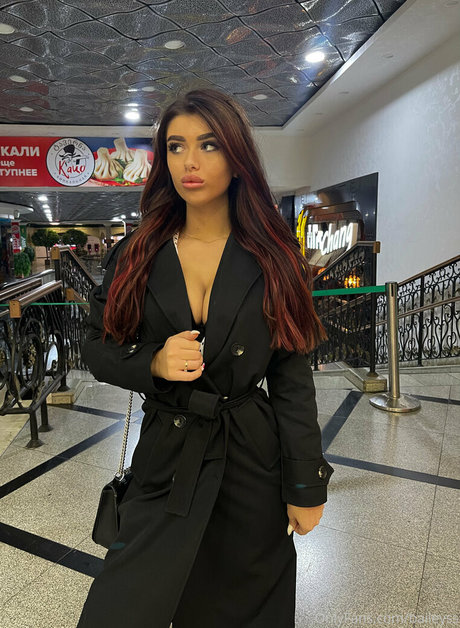 girlfriend experience onlyfans art naked img