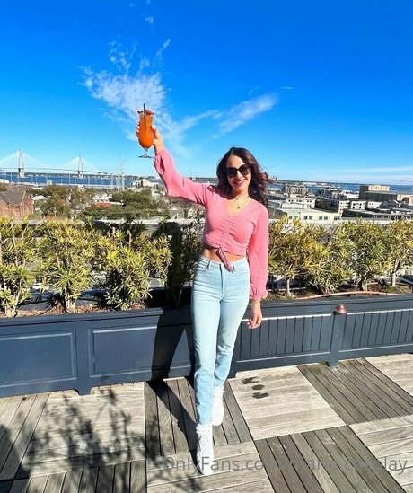 maria cosplay pretty actress archive