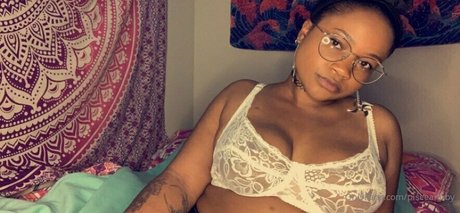 fat shemale onlyfans porn img