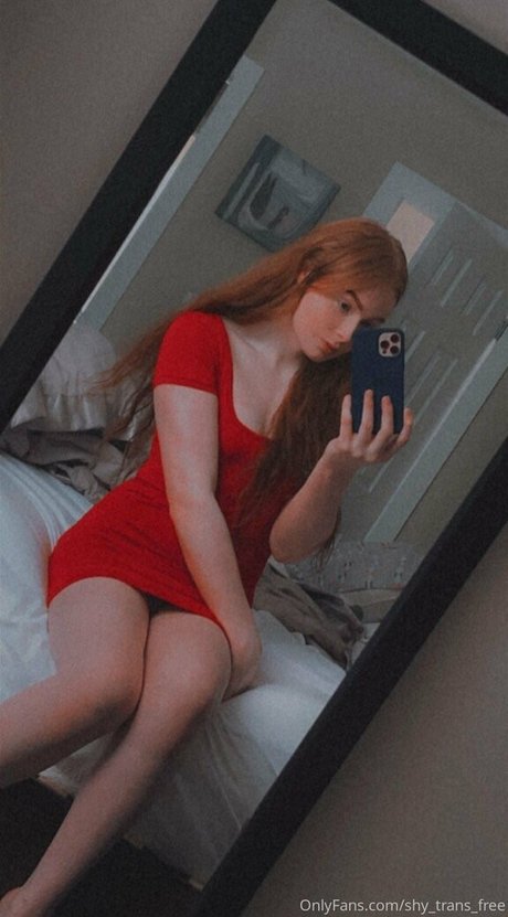shy trans free model free pics