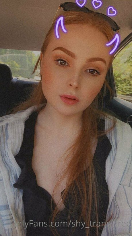shy trans free high quality actress picture