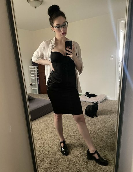 mature lingerie onlyfans exclusive images