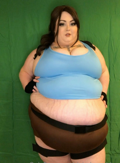 claireberrybbw model porn photo