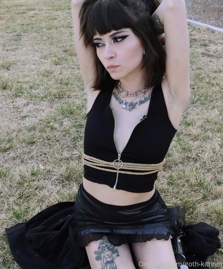 goth kitteen model xxx pic
