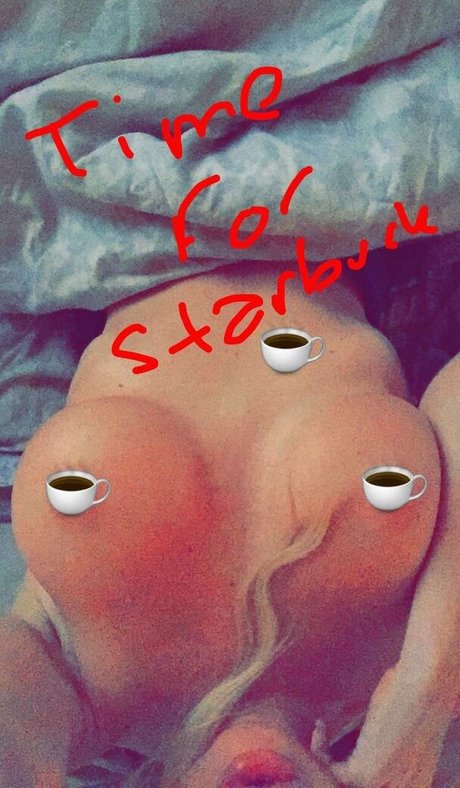 nikkidelano nudes pornstar pic