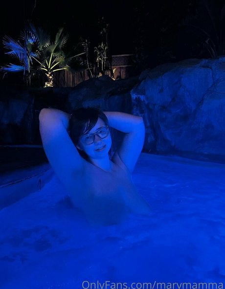 marvmamma star naked image