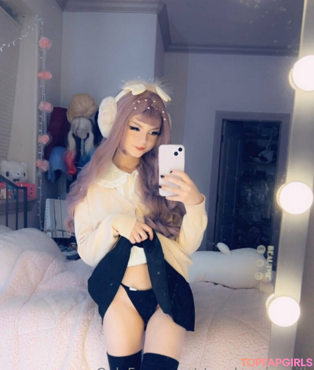 strawbearie milk top pornstar photo