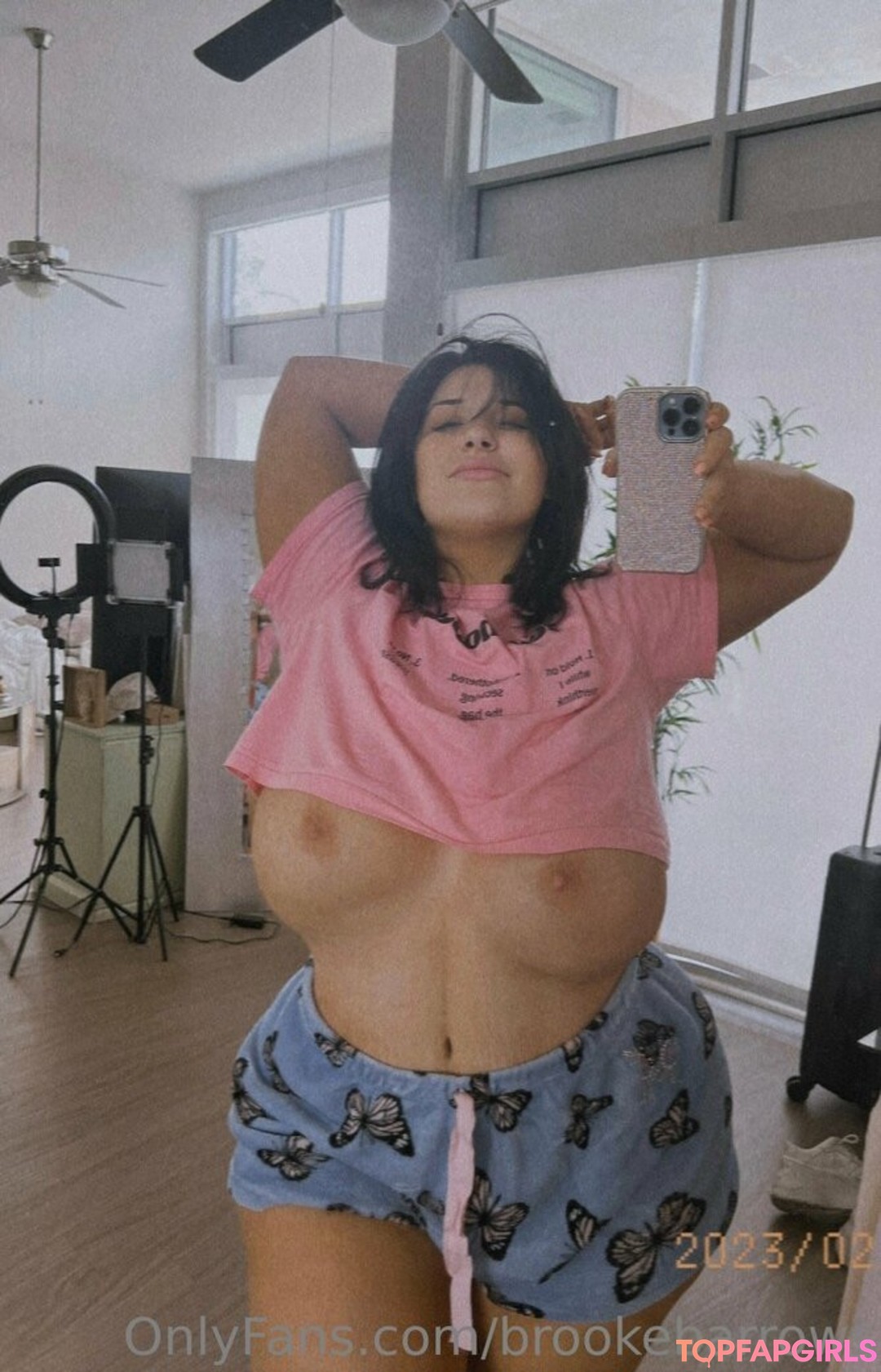 Brooke Barrows naked pornstar archive