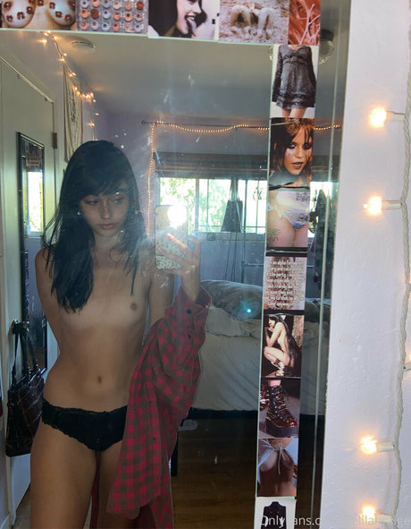 delilahraige model hd images