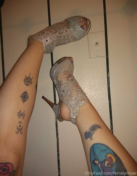 ferralynriver model nude gallery