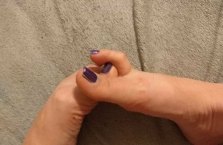 ferralynriver top profile image