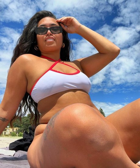 Anastasia Henry model hot galleries