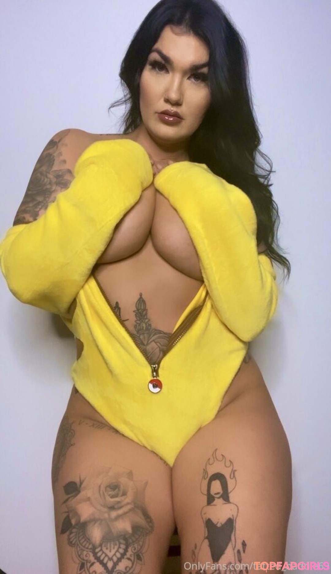 tatted baddie69 model naked photos
