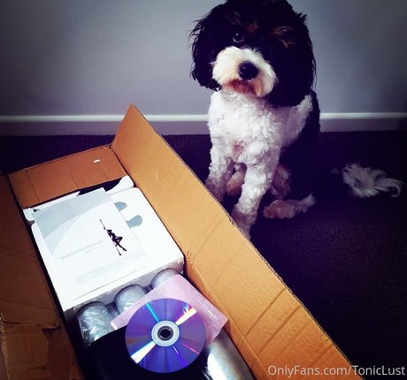 teen natural tits onlyfans porn image