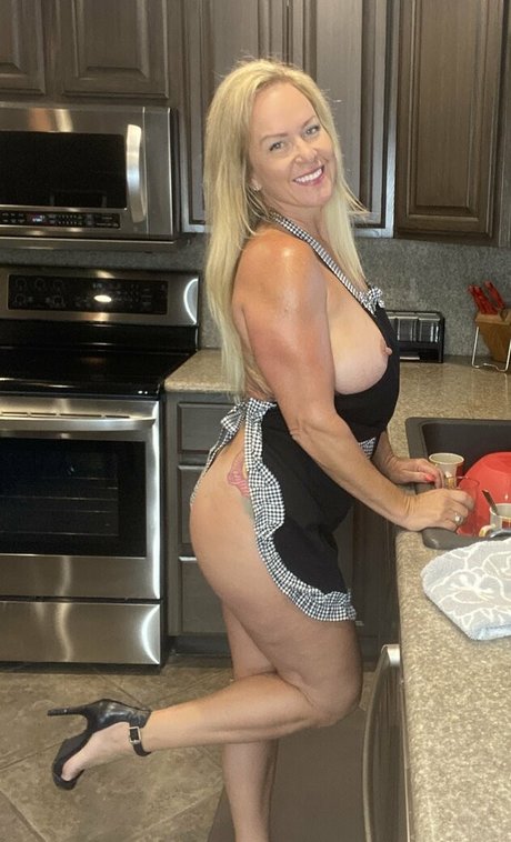 fat shemale onlyfans sexy nudes photos