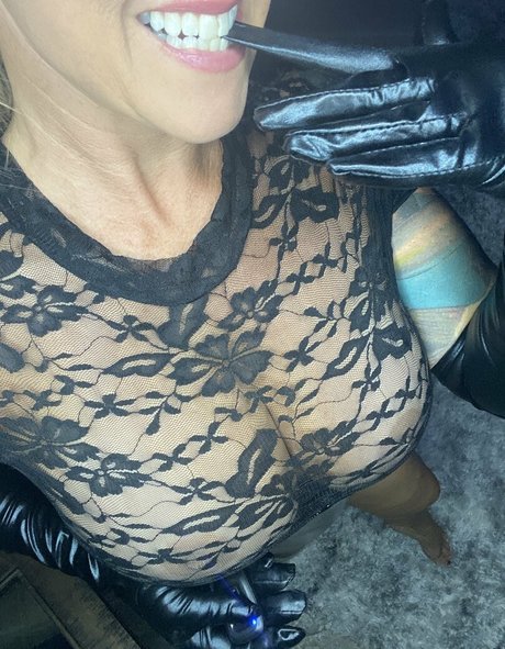 amieworldwide free nude star pics