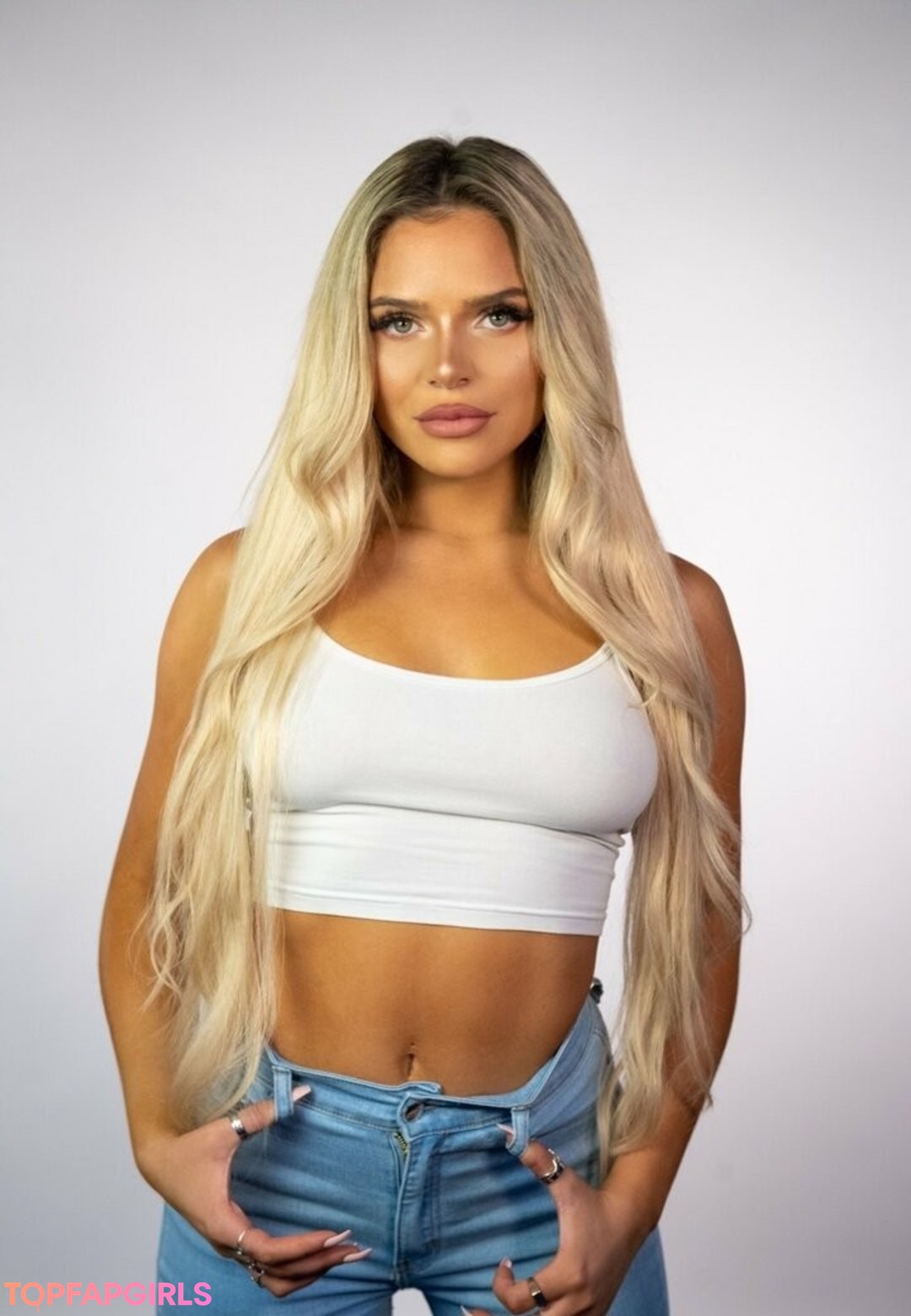 waifu onlyfans naked image