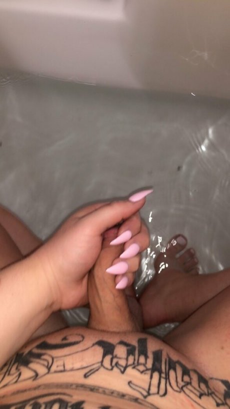 misstinyangel profile image