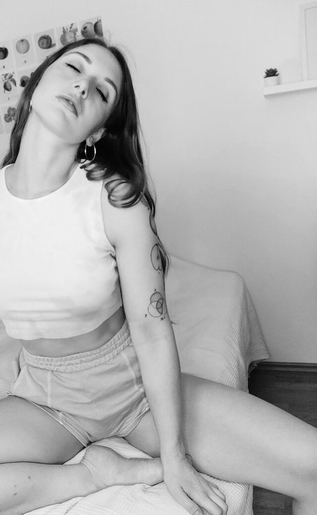 morsontologica star hot photos