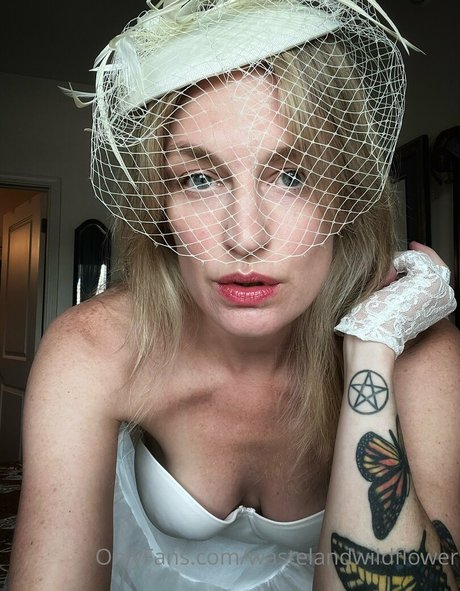 wastelandwildflower beautiful model photos