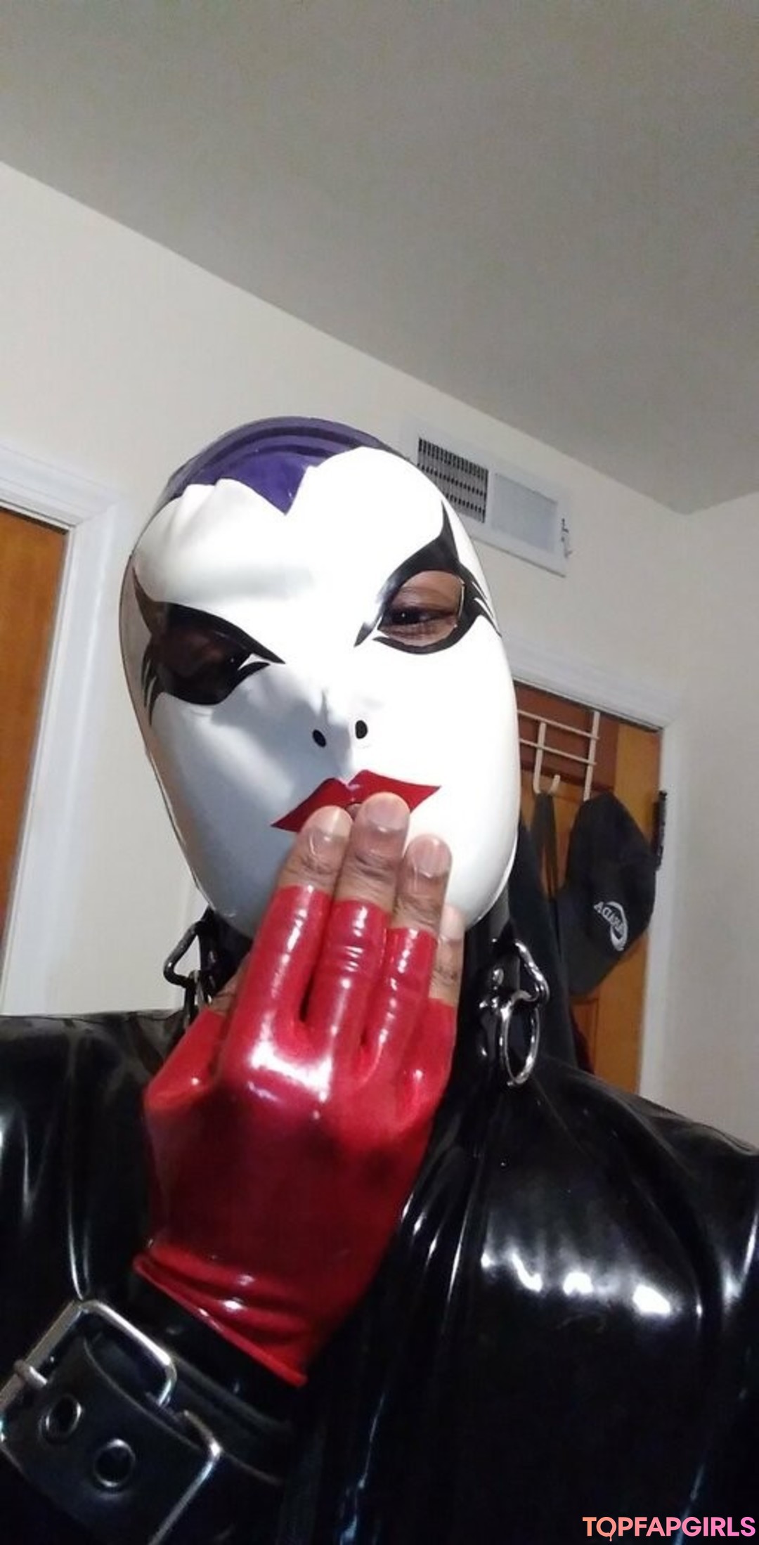 sir latexman model hot photos