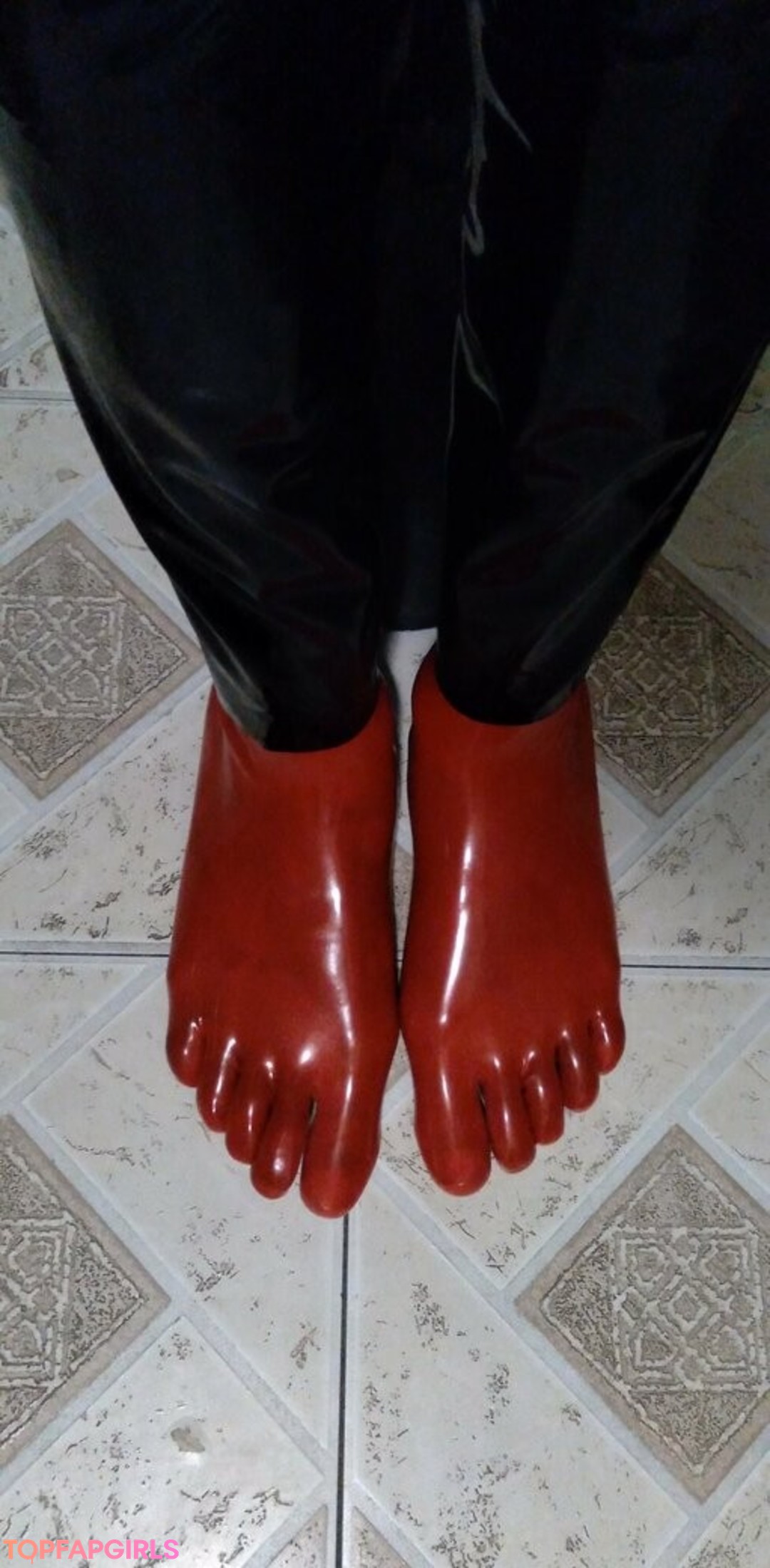 sir latexman star naked photos