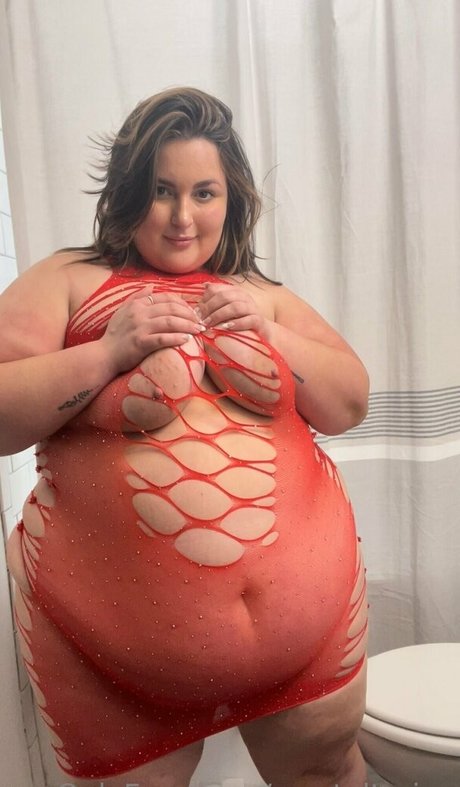 latina maid onlyfans sexy images