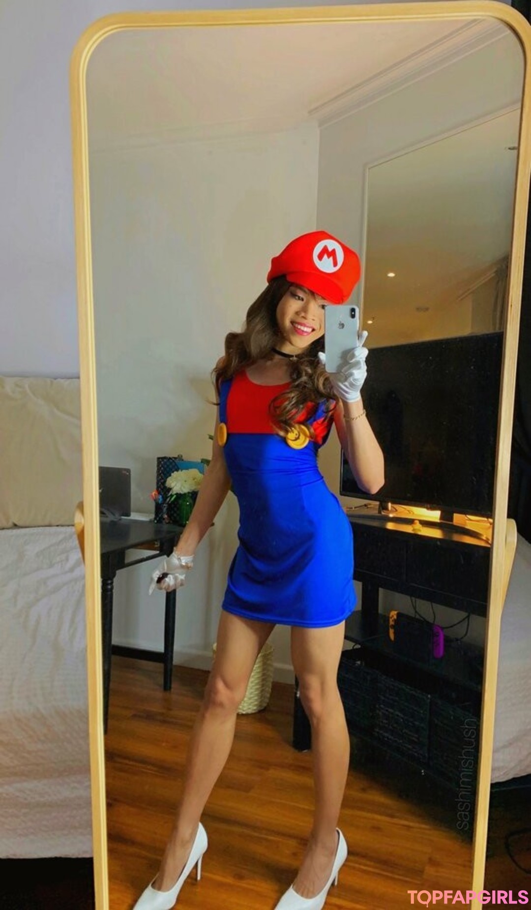 sashimishush pornographic model pic