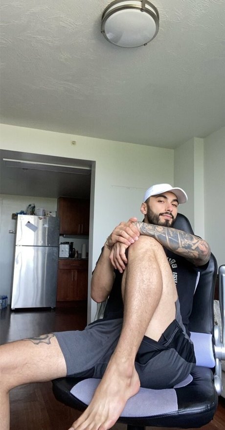 godofarches1 model nice pictures