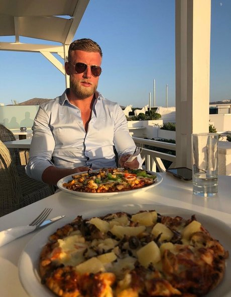 mattygilbert91 xxx model photo