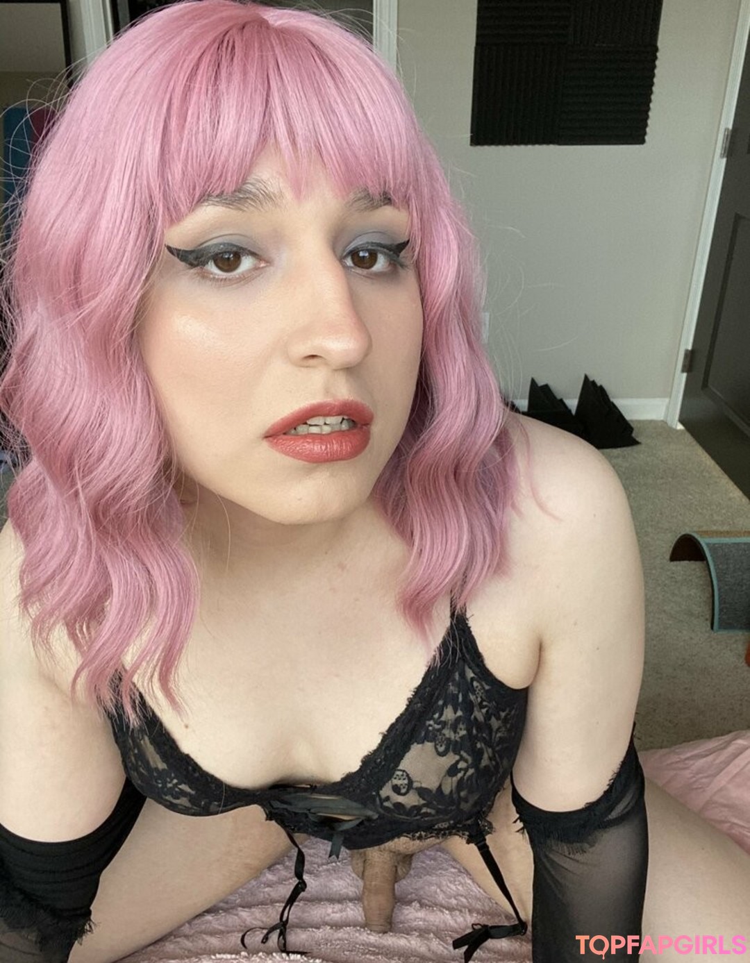 chubby nude onlyfans adult photos
