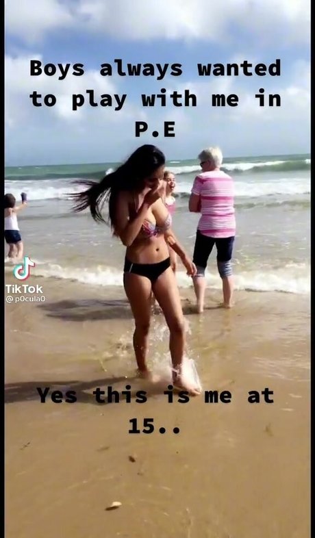 Pocula sexy model photos