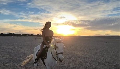 Pocula free pornstar photo